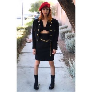 Vintage Moschino clean & chick